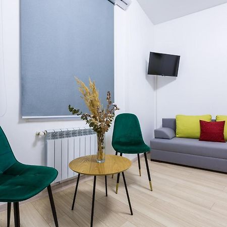 Vodna White Apartment Lviv Exterior photo
