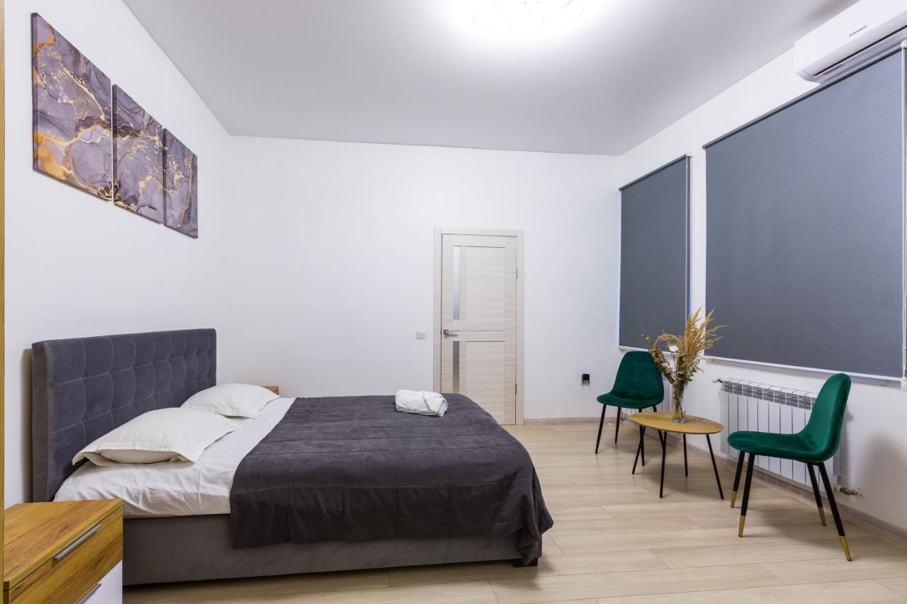 Vodna White Apartment Lviv Exterior photo